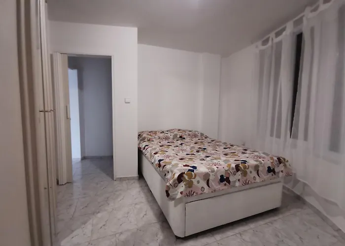 мезонет в гръцката махала Warna